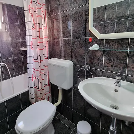 Apartment With A Parking Space Palit, Rab - 4983