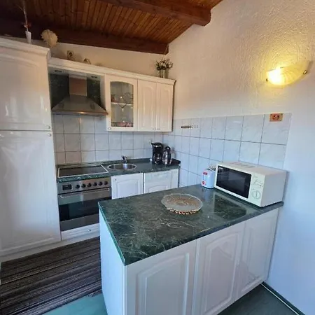 With Parking Space Palit, Rab - 4983 Apartman *