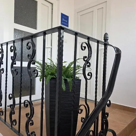 Lägenhet With Parking Space Palit, Rab - 4983 Palit