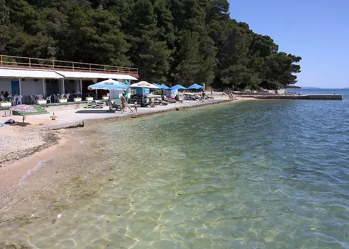 With Parking Space Palit, Rab - 4983 شقة *